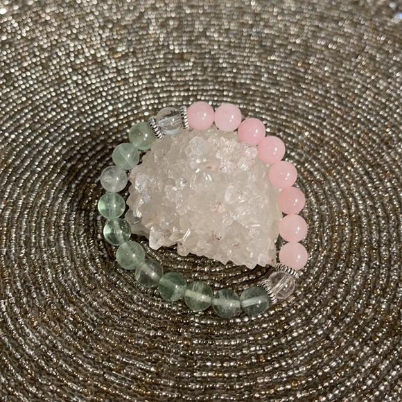 Rose Quartz Green Fluorite Heart Renewal Bracelet - Picture 2 of 4